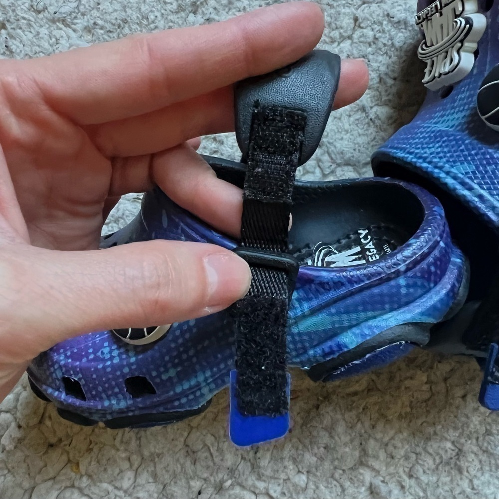Crocs x Space Jam Basketball Tune Squad Classic All-Terrain Kids’ Clogs Shoes - Picture 10 of 13